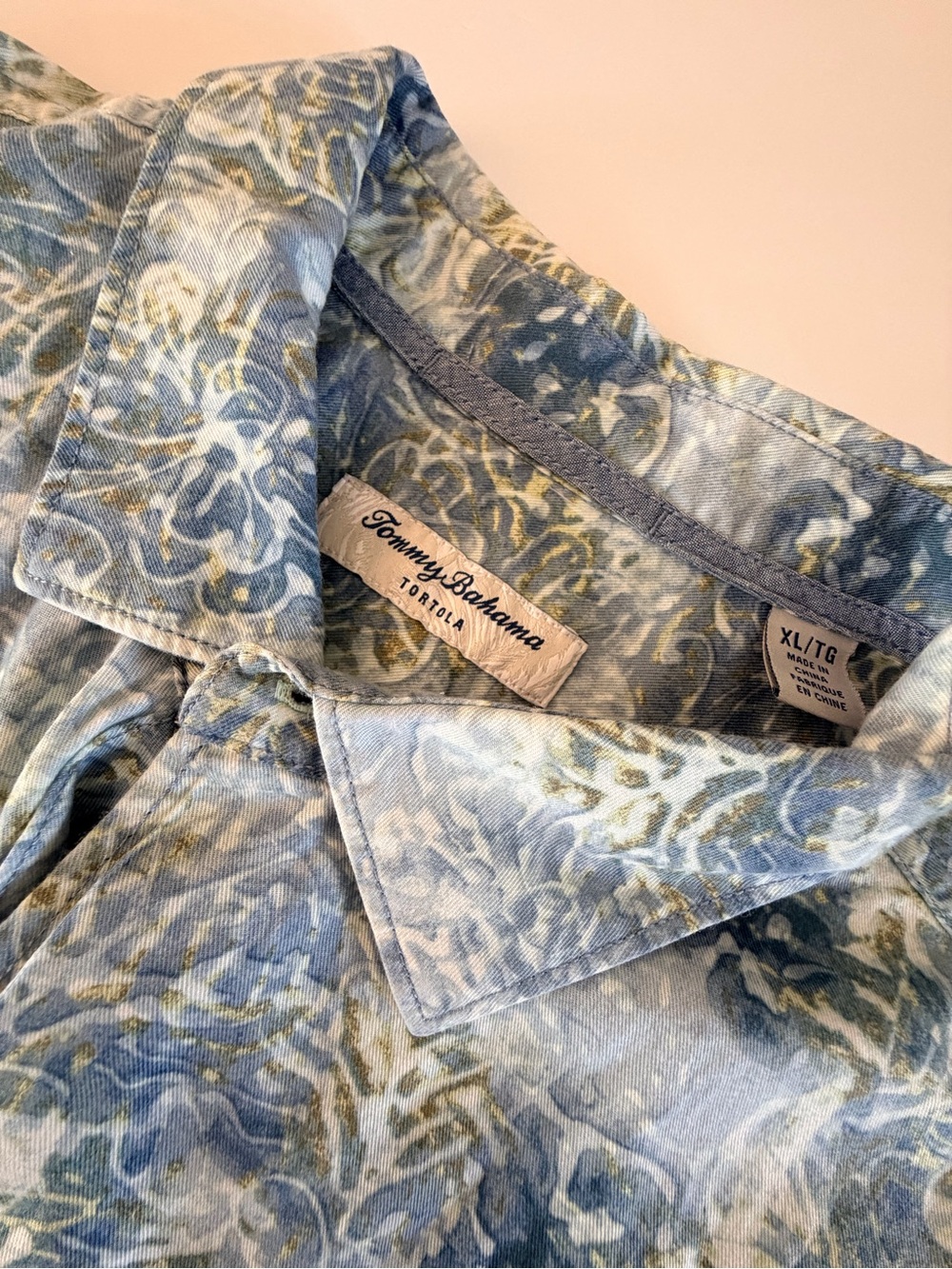 Tommy Bahama Tortola Tencel Cotton Blend Floral Short-Sleeve Button-Down - Picture 4 of 9